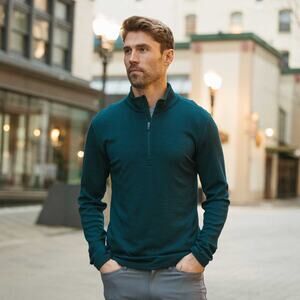 Wool & Prince merino wool Honeycomb Waffle Quarter-Zip in green pine sz M
